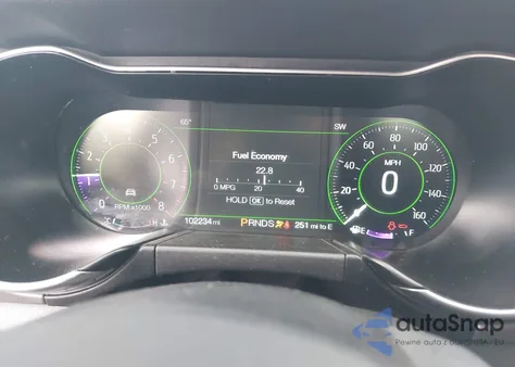 2020 Ford Mustang Ecoboost Premium z USA, uszkodzony, nr VIN 1FATP8UH8L5106720